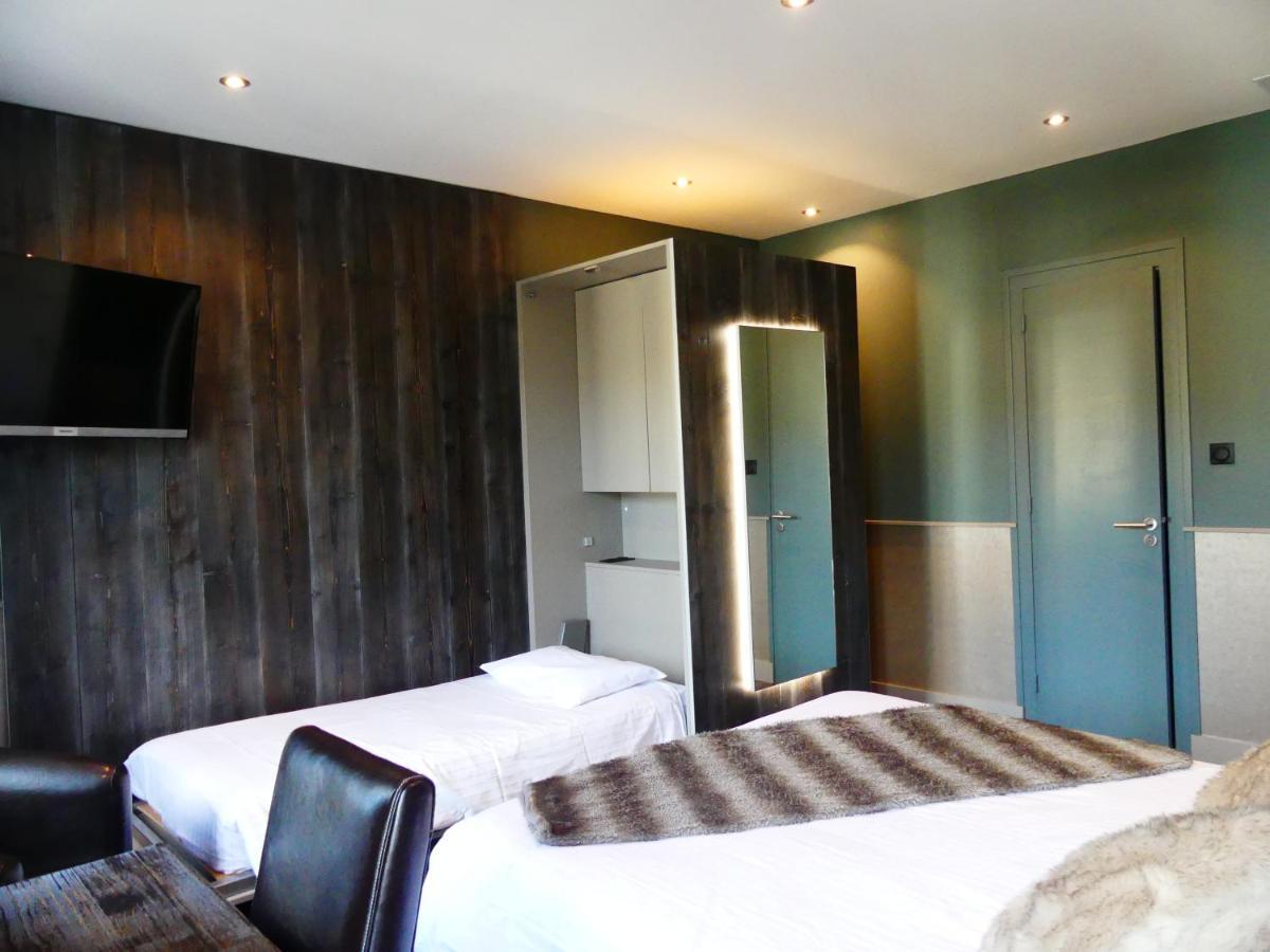 ג'רארדמר Logis Hotel Des Bains מראה חיצוני תמונה