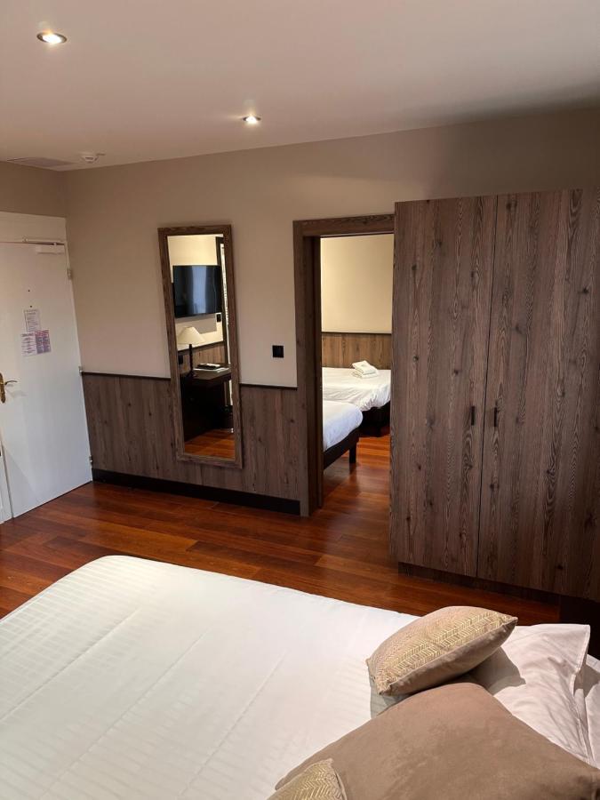 ג'רארדמר Logis Hotel Des Bains מראה חיצוני תמונה