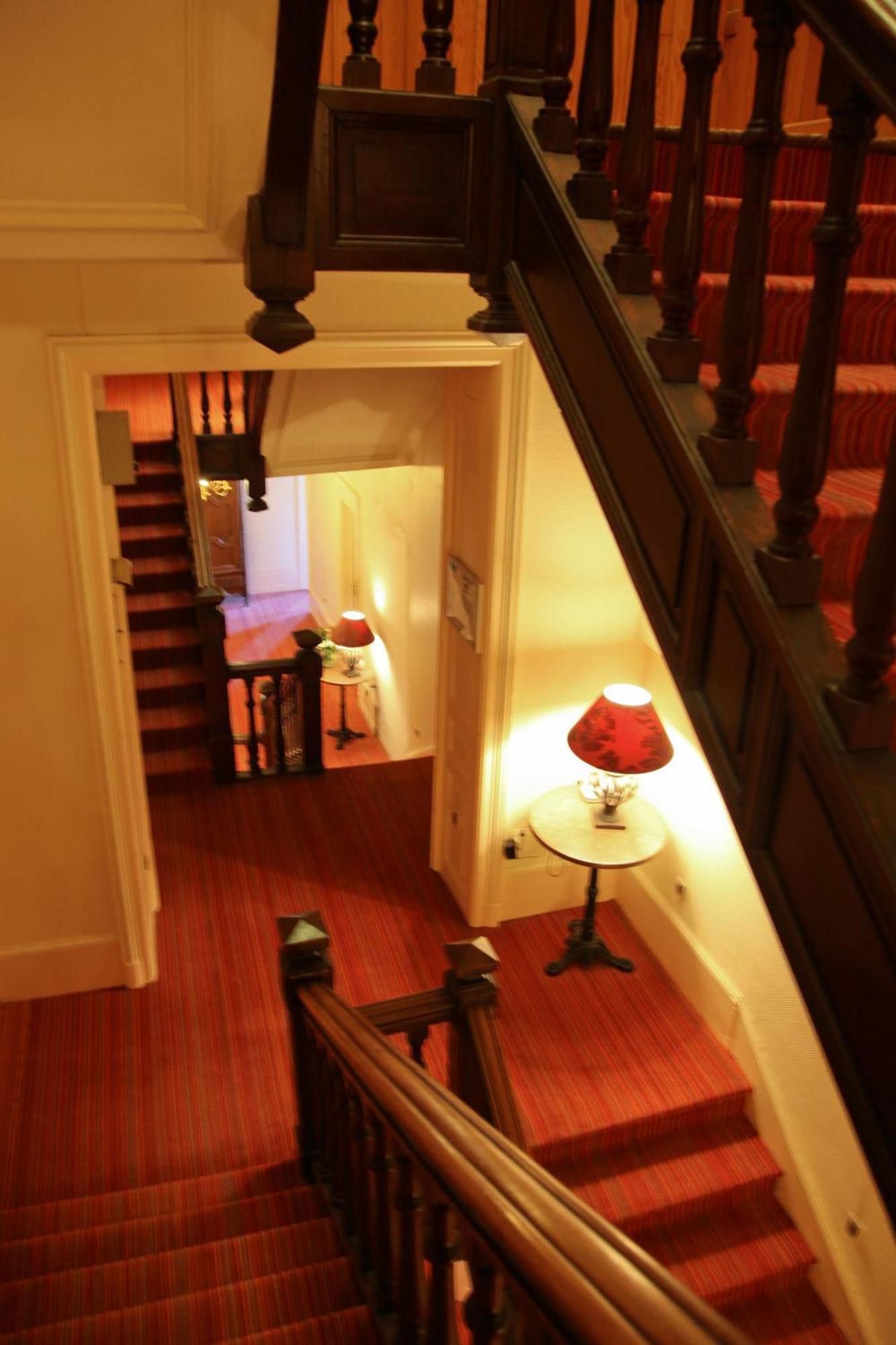 ג'רארדמר Logis Hotel Des Bains מראה חיצוני תמונה